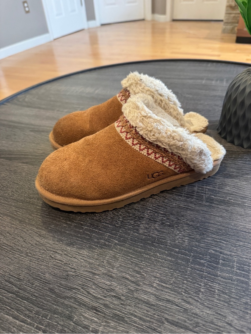 UGG 8 Chestnut Suede Shearling-Lined Clog Mules